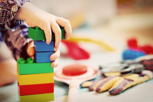 Zabawki dla dzieci – jak wybrać mądrze?
