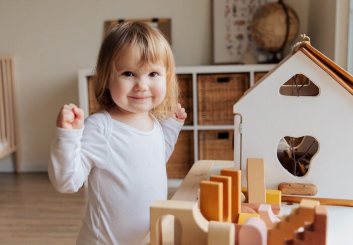Bezpieczeństwo zabawek – na co zwrócić uwagę przy zakupie?